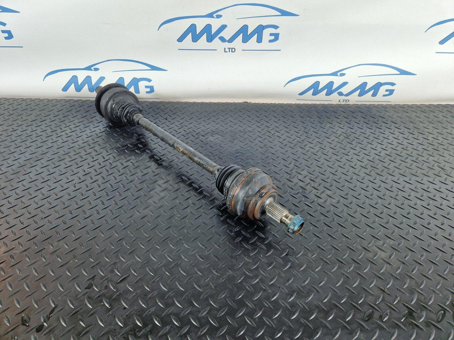 14-21 MERCEDES BENZ C300h W205 DRIVER SIDE RIGHT REAR DRIVESHAFT A2113570091