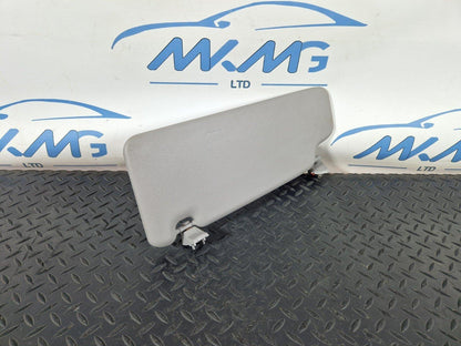 16-22 BMW X1 F48 GENUINE OEM RIGHT DRIVER SIDE SUN VISOR 7402854