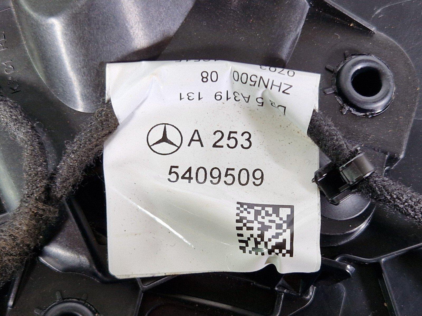 14-21 MERCEDES BENZ C220d W205 REAR LEFT SIDE DOOR CARD PANEL A2057300594