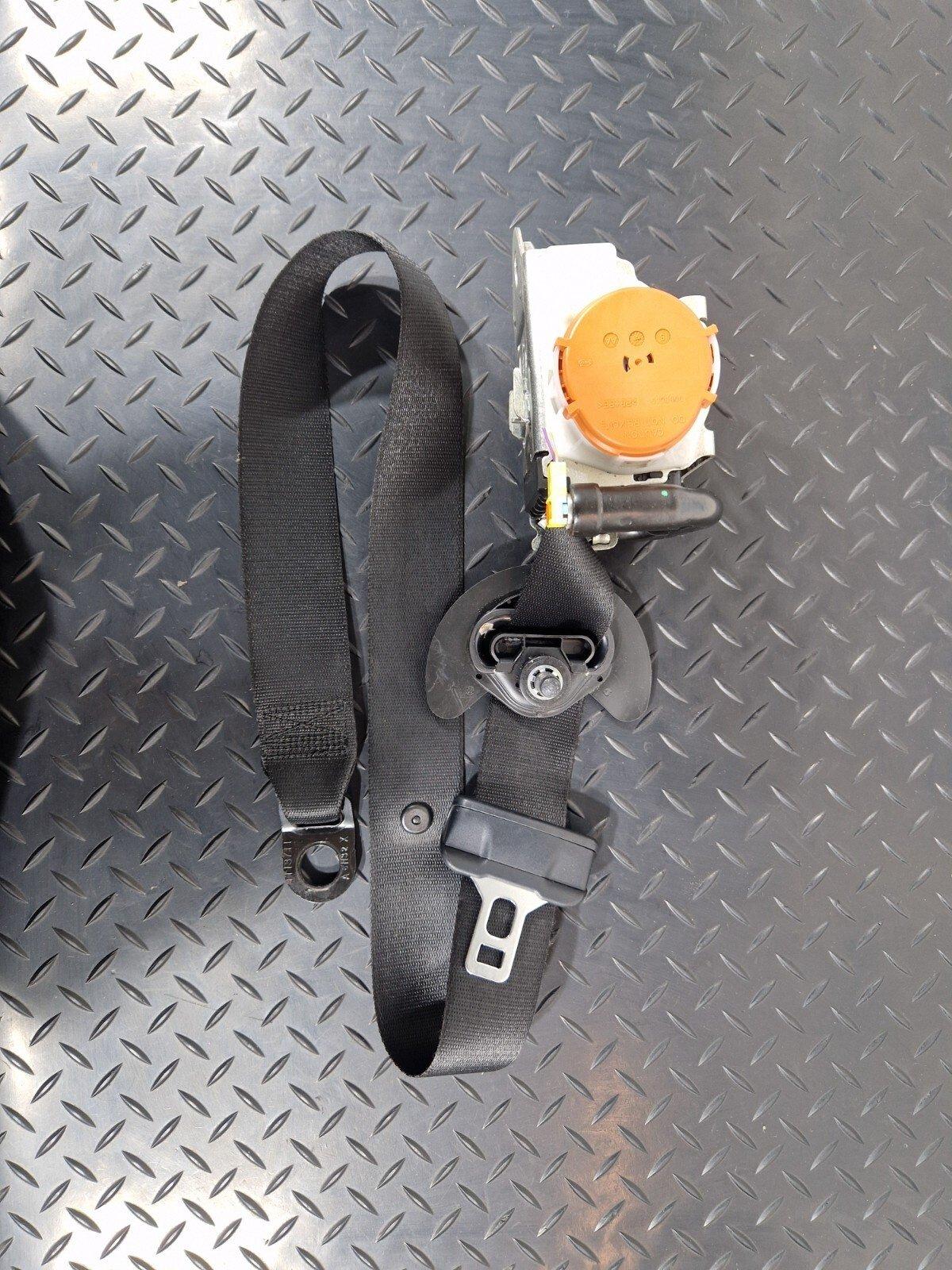 19-ON MERCEDES BENZ  B CLASS W247 FRONT LEFT PASSENGER SEAT BELT A2478600185