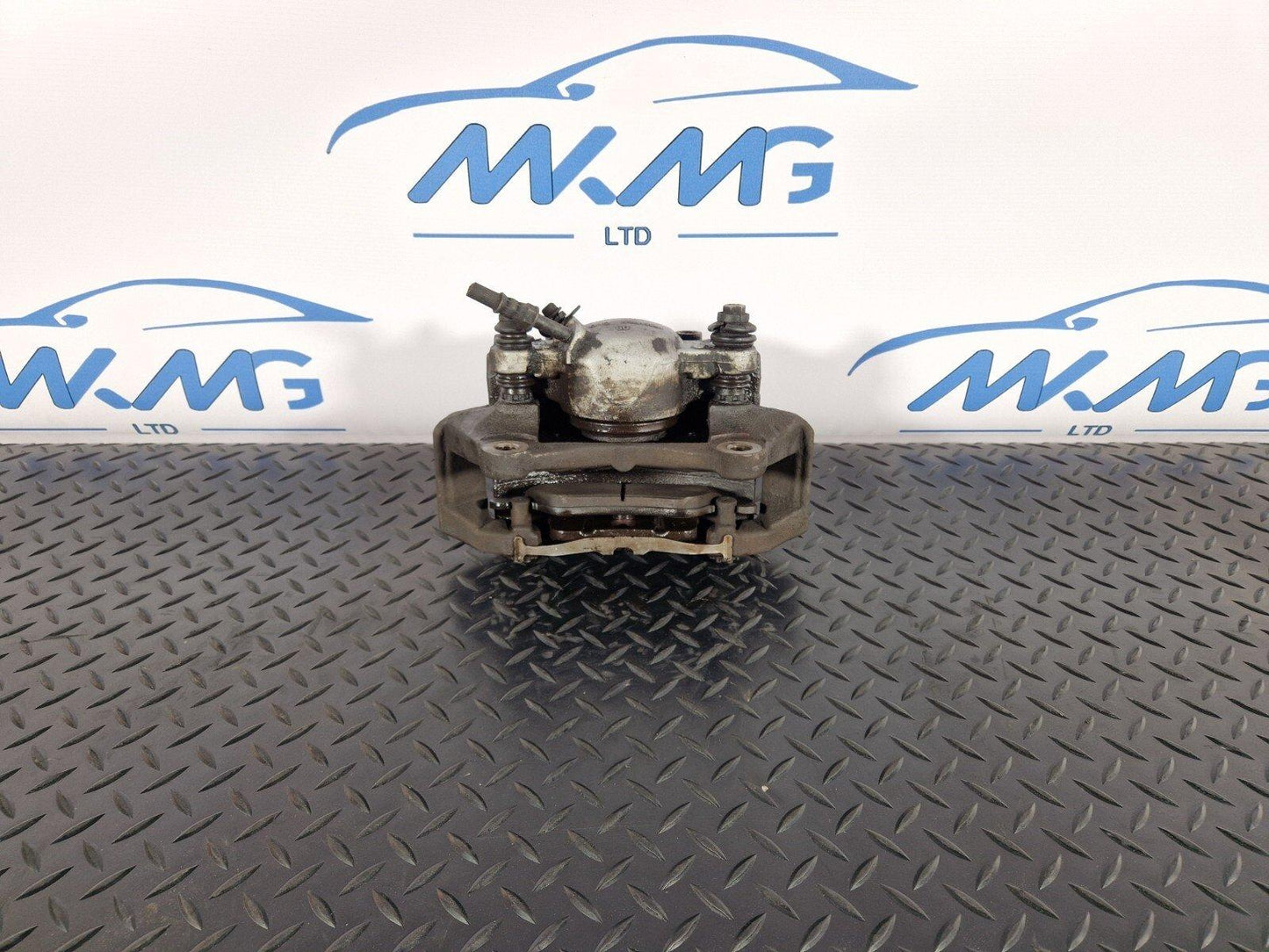 12-18 AUDI A6 C7 GENUINE FRONT RIGHT DIRVER O/S FRONT BRAKE CALIPER 4G0106BM