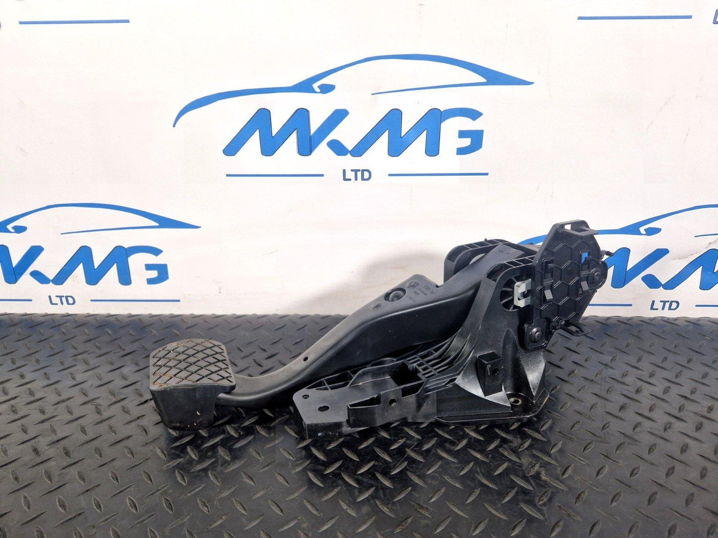 17-20 VW GOLF MK7 MK7.5 GENUINE BRAKE PEDAL ASSEMBLY 5Q2723058AN
