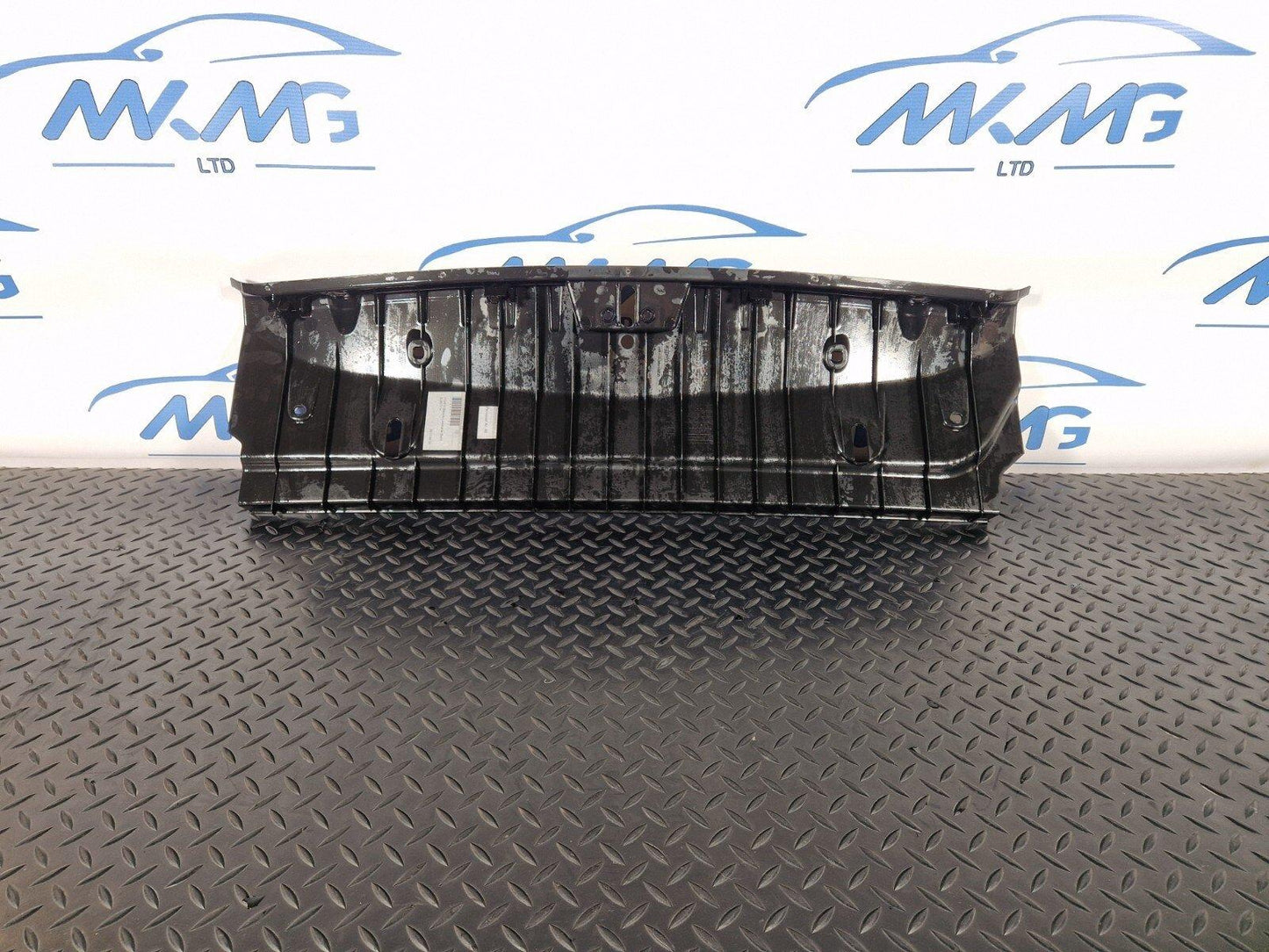 11-18 BMW 6 SERIES F06 BOOT TRUNK PANEL LOCK TRIM LOADING EDGE TRIM 7224793