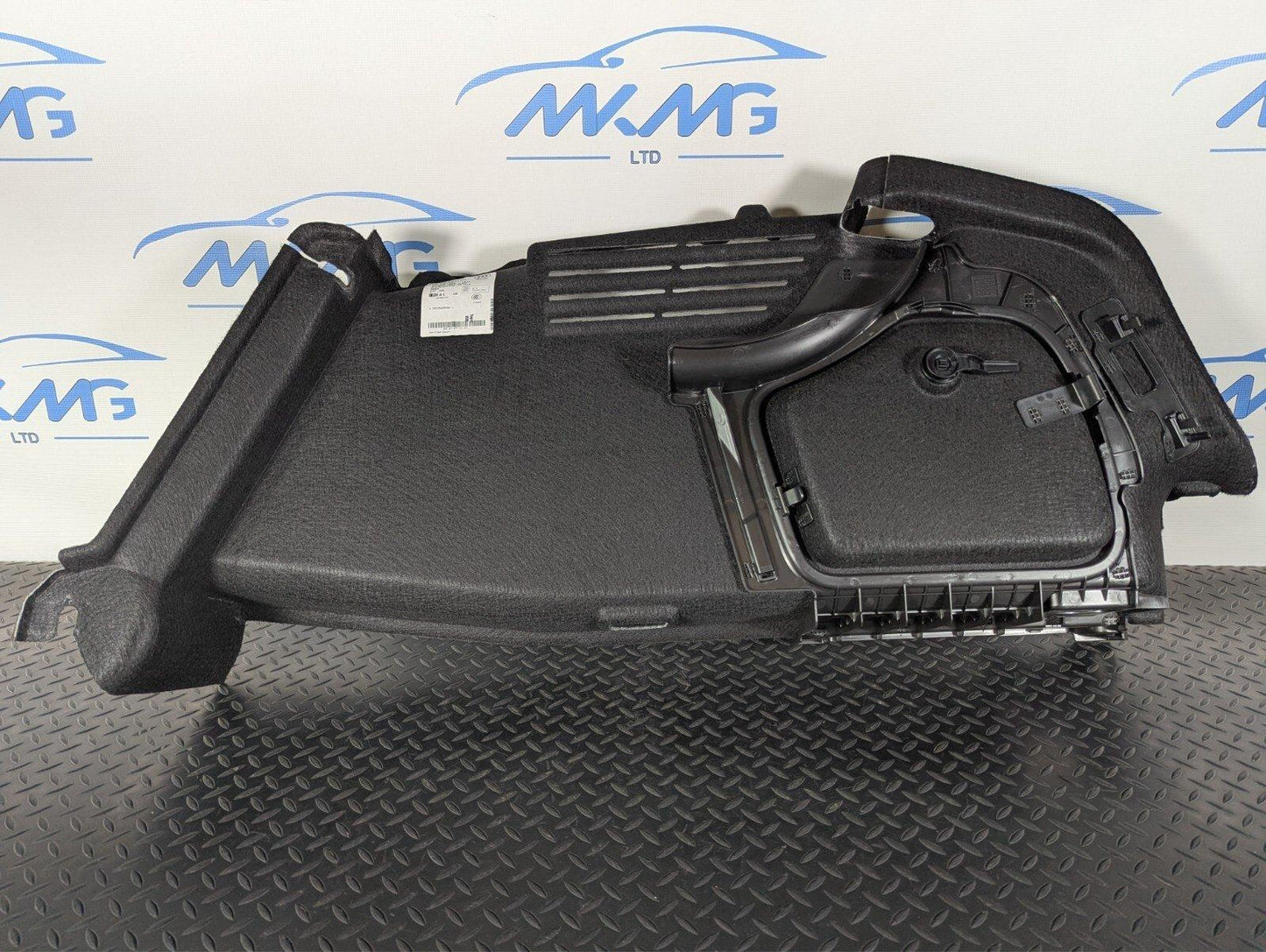 16-19 AUDI A4 B9 GENUINE REAR PASSENGER SIDE BOOT TRIM PANEL 8W5863879AA
