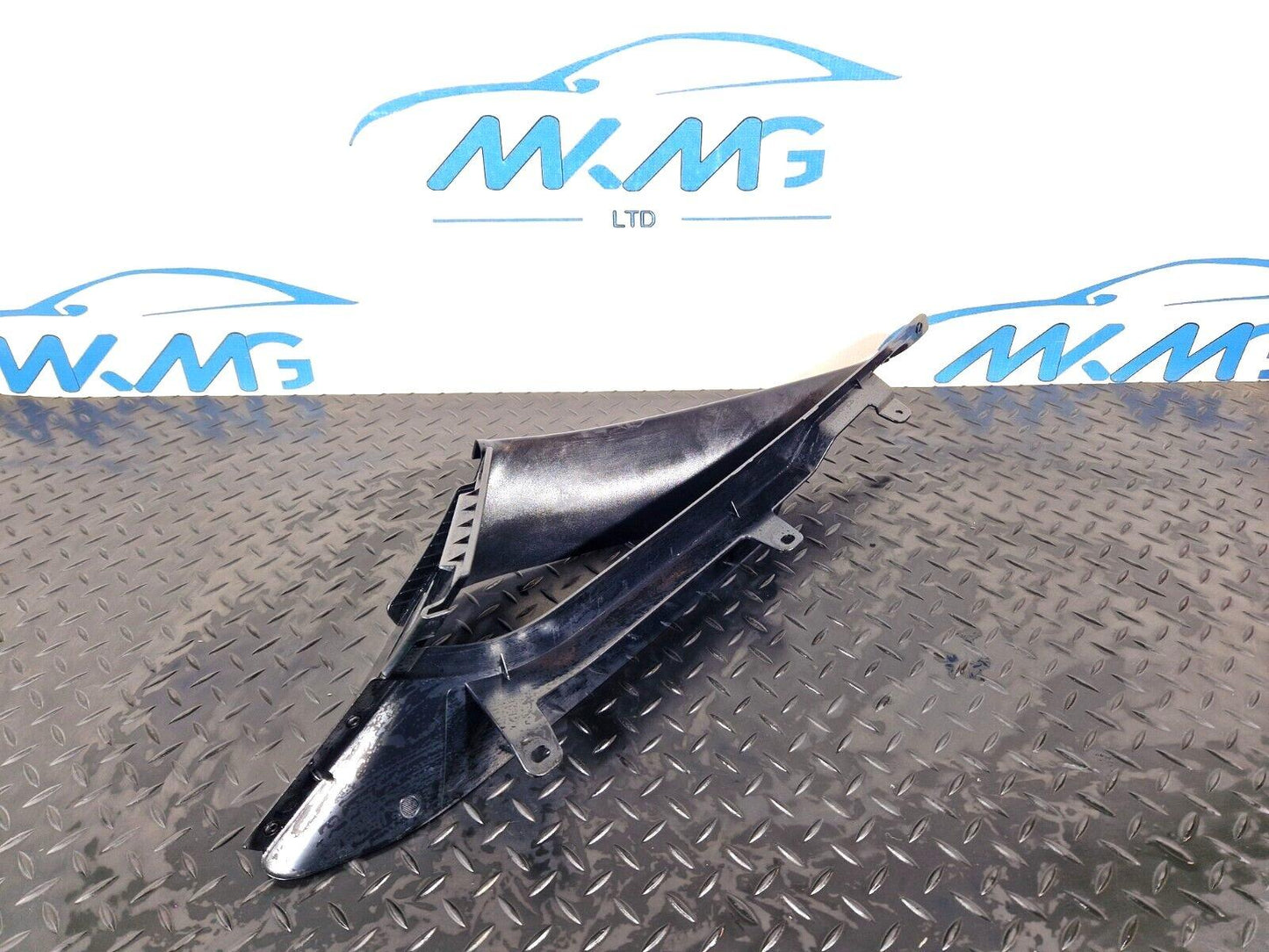14-21 BMW 2 SERIES F45 F46 A INTERIOR WINDOW COVER FRAME TOP LEFT BLACK 7329585