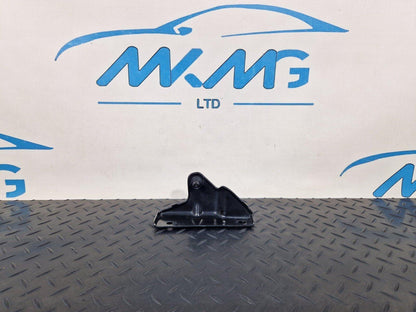14-23 MERCEDES BENZ VITO W447 OEM REAR RIGHT O/S TAILGATE STRUT BRACKET HOLDER