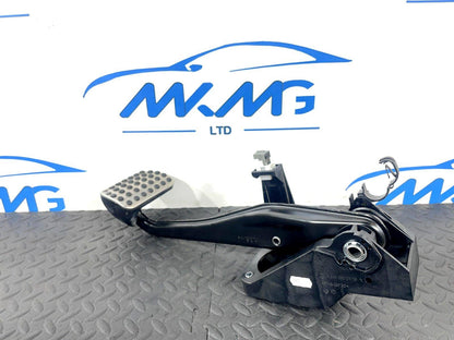 12-18 MERCEDES A CLA W176 C117 GENUINE BRAKE PEDAL A2462901401 A2462902801