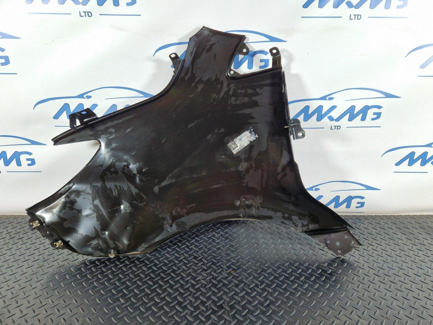 18-ON MERCEDES BENZ SPRINTER W907 FRONT RIGHT DRIVER SIDE WING FENDER PANEL