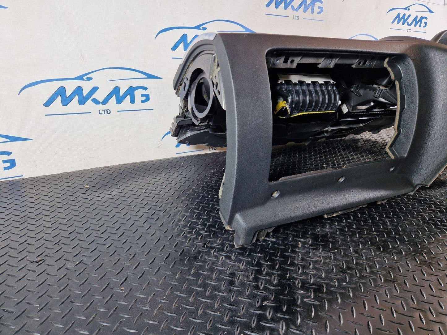 10-15 AUDI Q7 4L GENUINE DASHBOARD BLACK 4L2857041P