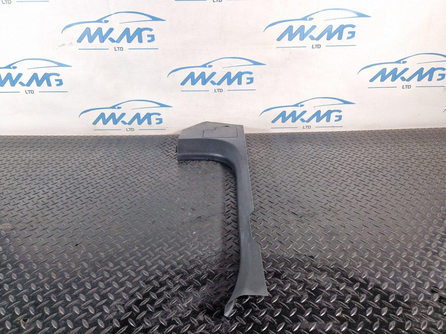 16-22 MERCEDES BENZ X253 OEM LEFT SIDE INNER SILL TRIM COVER A2056860536