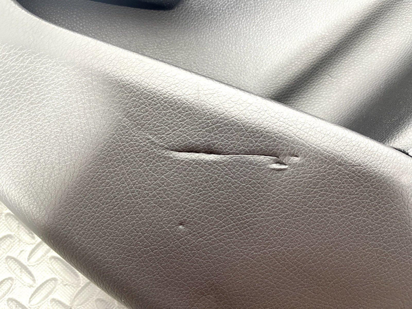 12-18 MERCEDES BENZ A CLASS W176 GENUINE DOOR CARD REAR PASSENGER LEFT SIDE