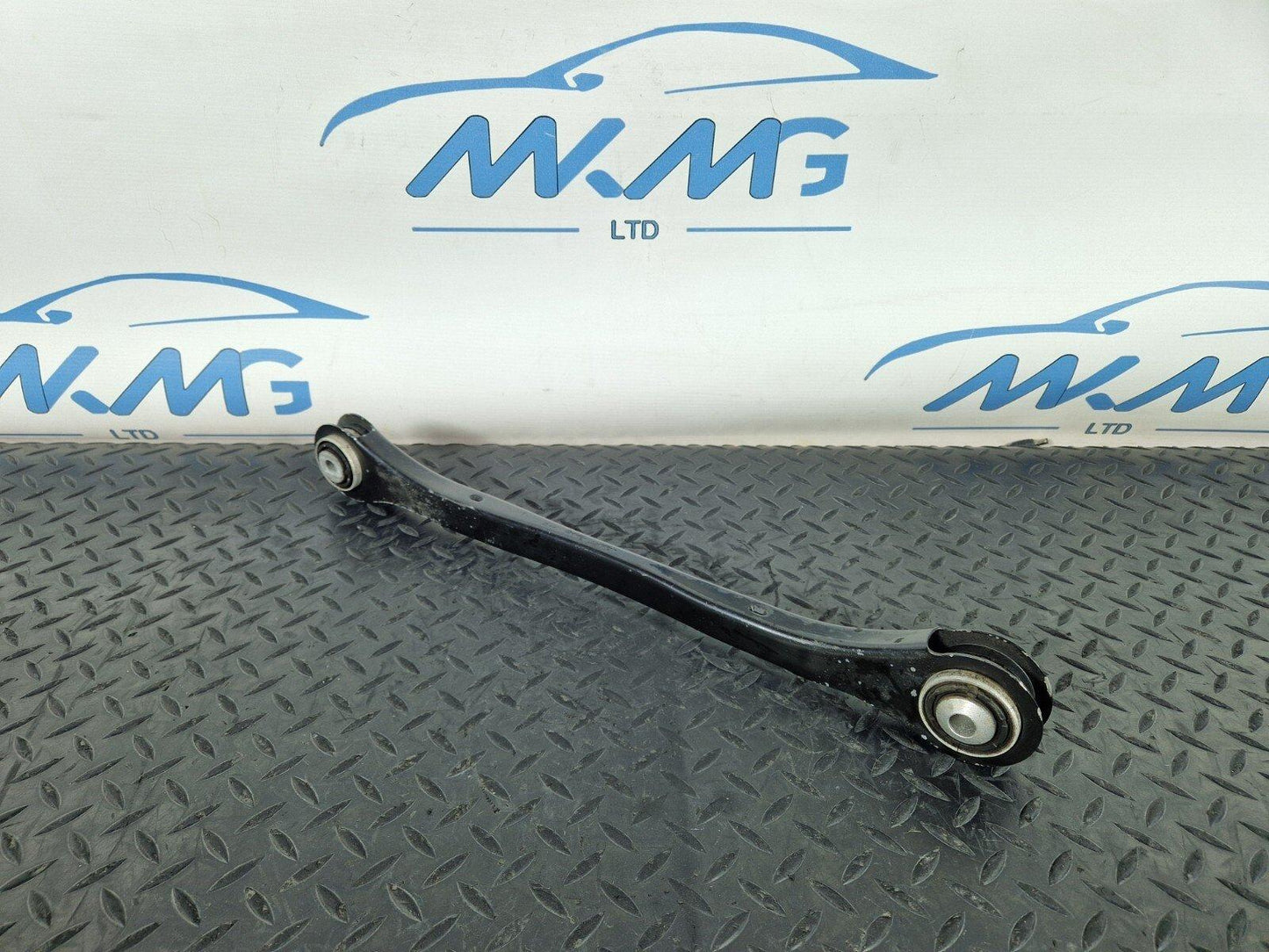 16-19 AUDI A4 B9 GENUINE REAR LEFT N/S TRAILING CONTROL ARM 8W0501529D