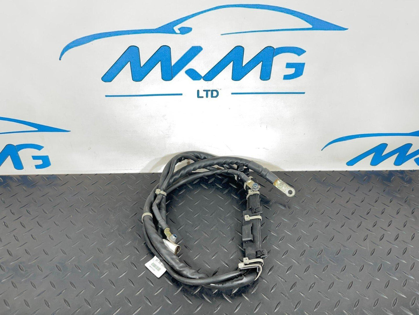 14-21 MERCEDES BENZ C300h W205 GENUINE PREFUSE BOX CABLE HARNESS A2054403136