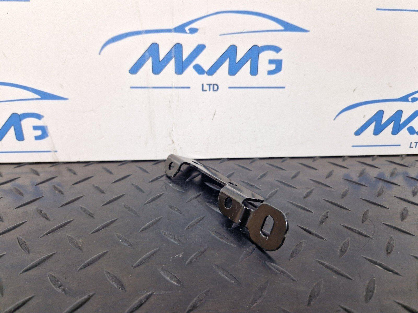 16-24 AUDI A5 F5 COUPE OEM REDUCTION AGENT BRACKET 8W0131561A