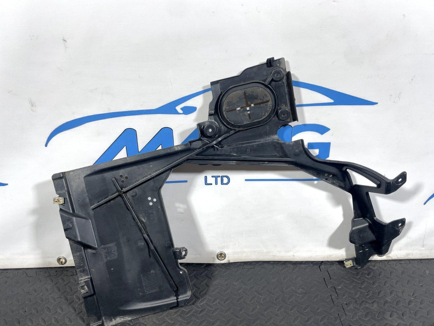 14-21 BMW 2 SERIES GRAN TOURER F46 REAR RIGHT UNDERBODY COVER TRIM 7290808