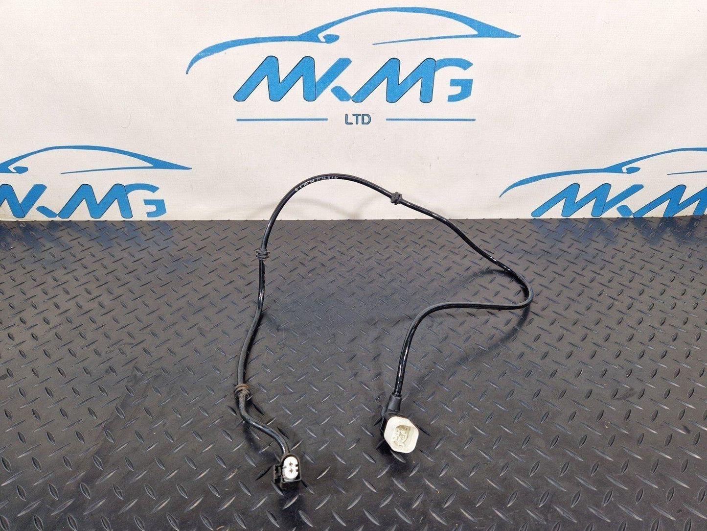 14-21 MERCEDES C-CLASS C250D W205 REAR LEFT BRAKE PAD WEAR SENSOR A2055404106