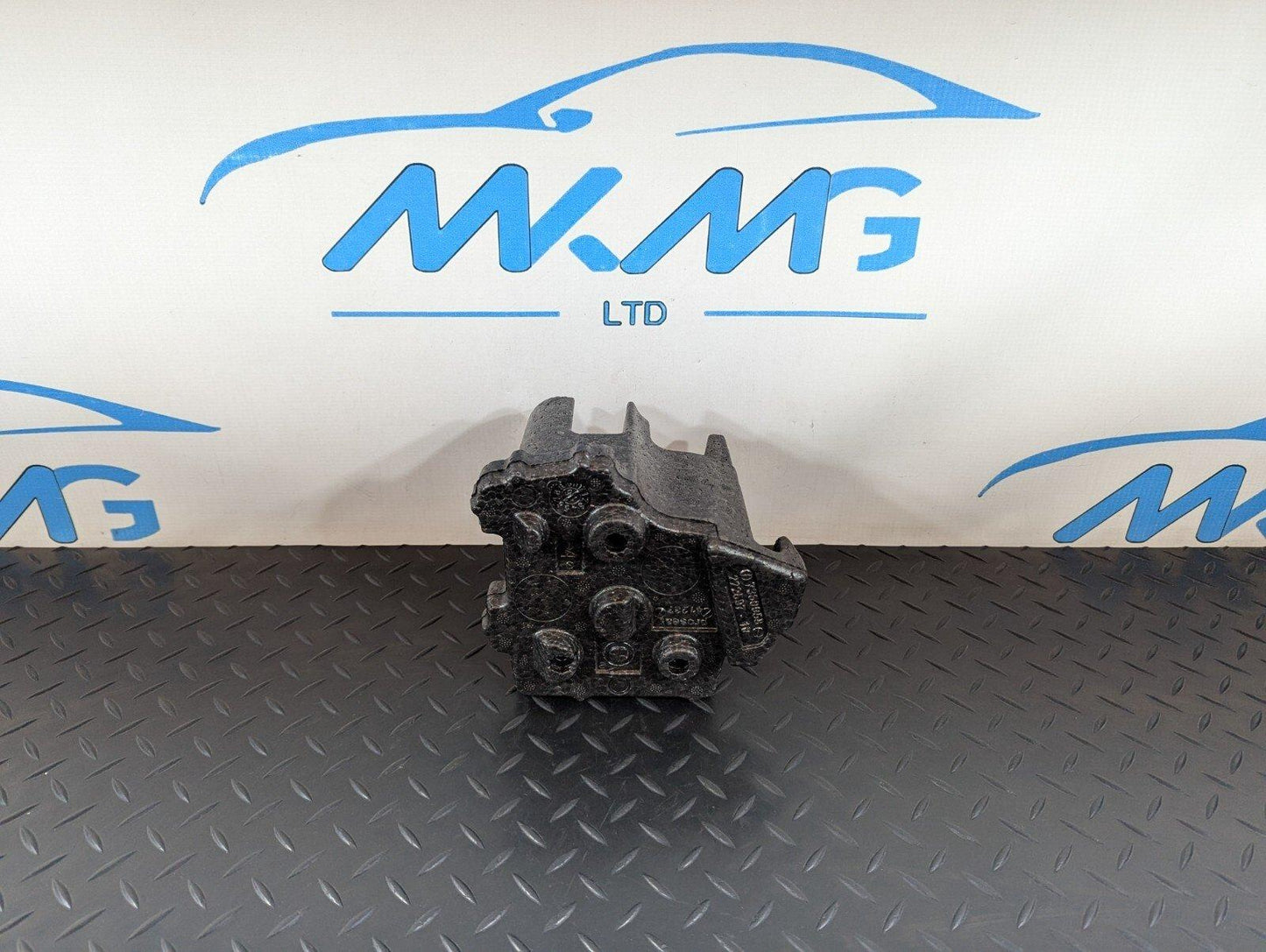 16-22 BMW X1 F48 GENUINE OEM TRUNK FLOOR SUPPORT FOAM BRACKET 7360958