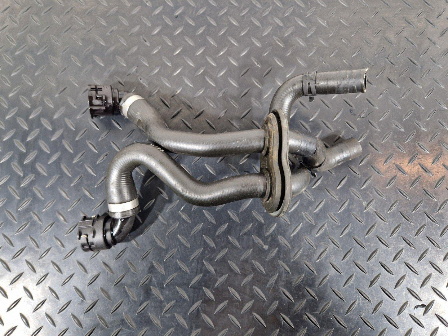 12-18 AUDI A6 C7 WATER COOLANT HOSE PIPE 4G0819350