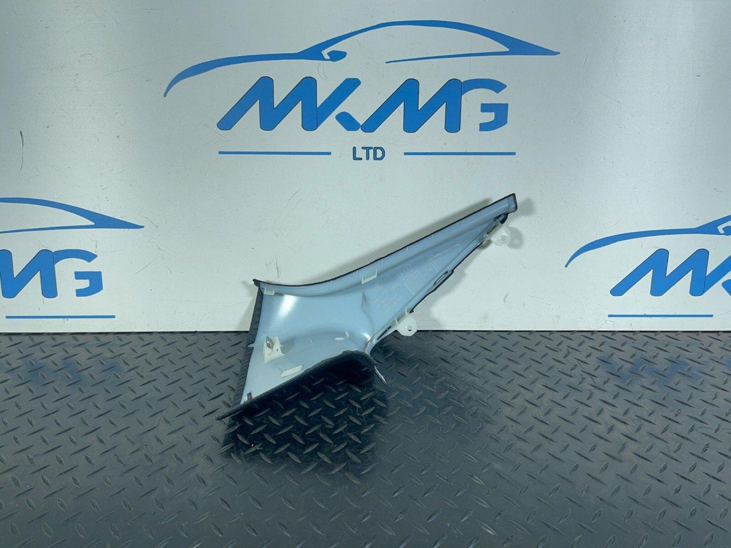 16-23 AUDI A5 F5 SPORTBACK REAR LEFT SIDE D PILLAR COVER PANEL TRIM 8W8867245B