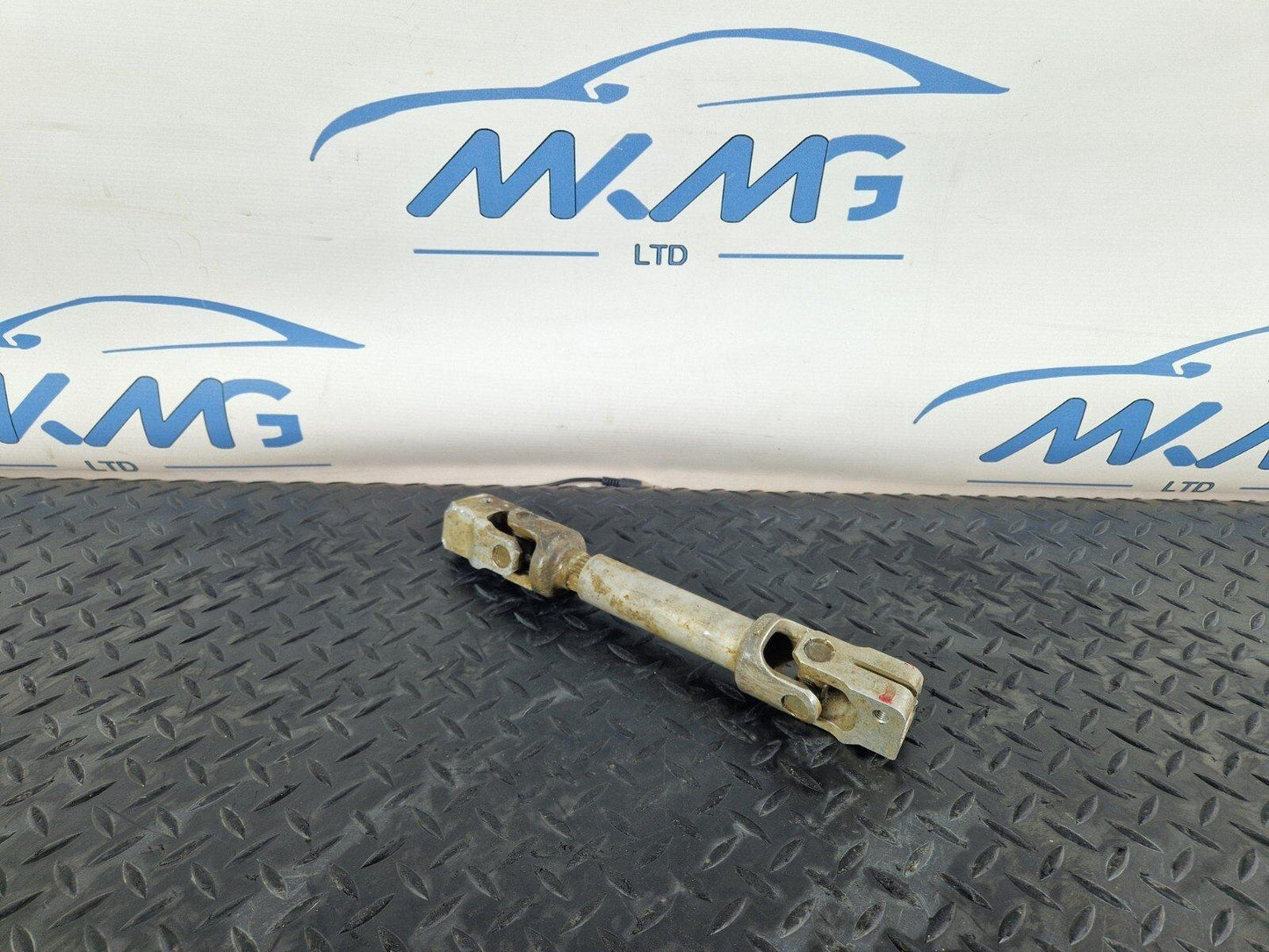 18-ON MERCEDES BENZ SPRINTER W910 FWD LOWER STEERING JOINT A9104603900