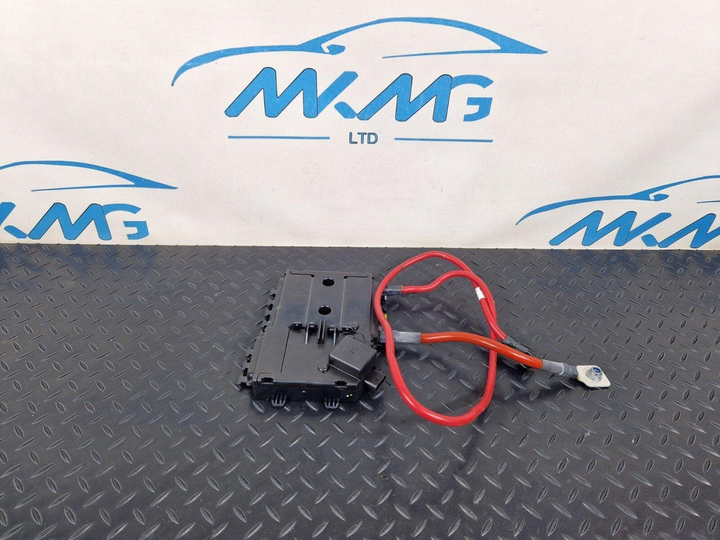14-21 MERCEDES BENZ C200d W205 FUSE BOX RELAY MODULE POWER JUNCTION A2055402850