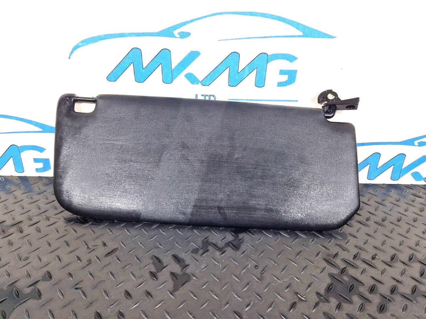18-ON MERCEDES BENZ SPRINTER W907 SUN VISOR COVER TRIM PANEL RIGHT A9108102501