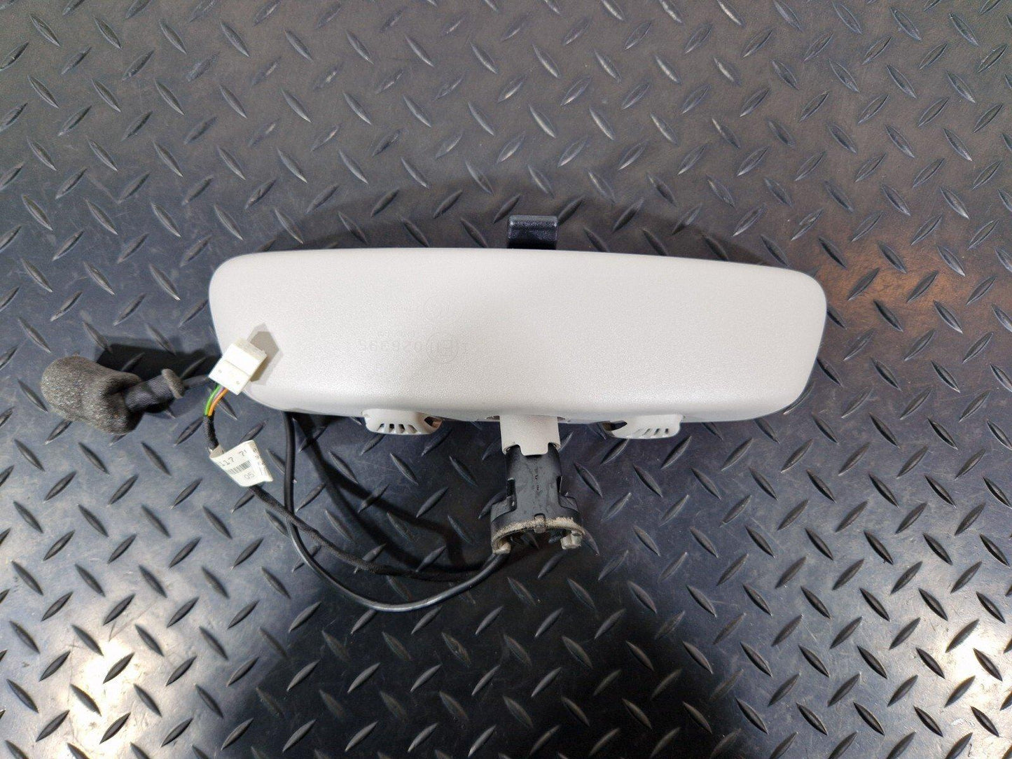14-21 MERCEDES BENZ C200 W205 OEM AUTO DIM REAR VIEW MIRROR A2228100217