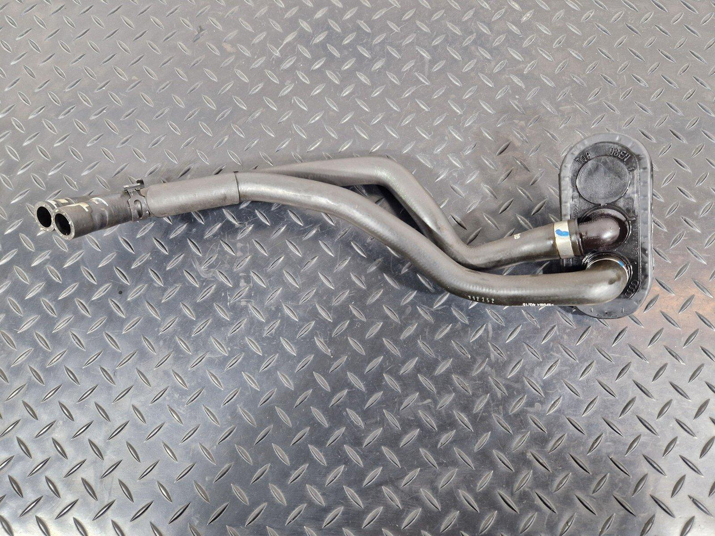 16-19 AUDI A4 AVANT B9 S-LINE ENGINE COOLANT PIPE HOSE 8W2819350K
