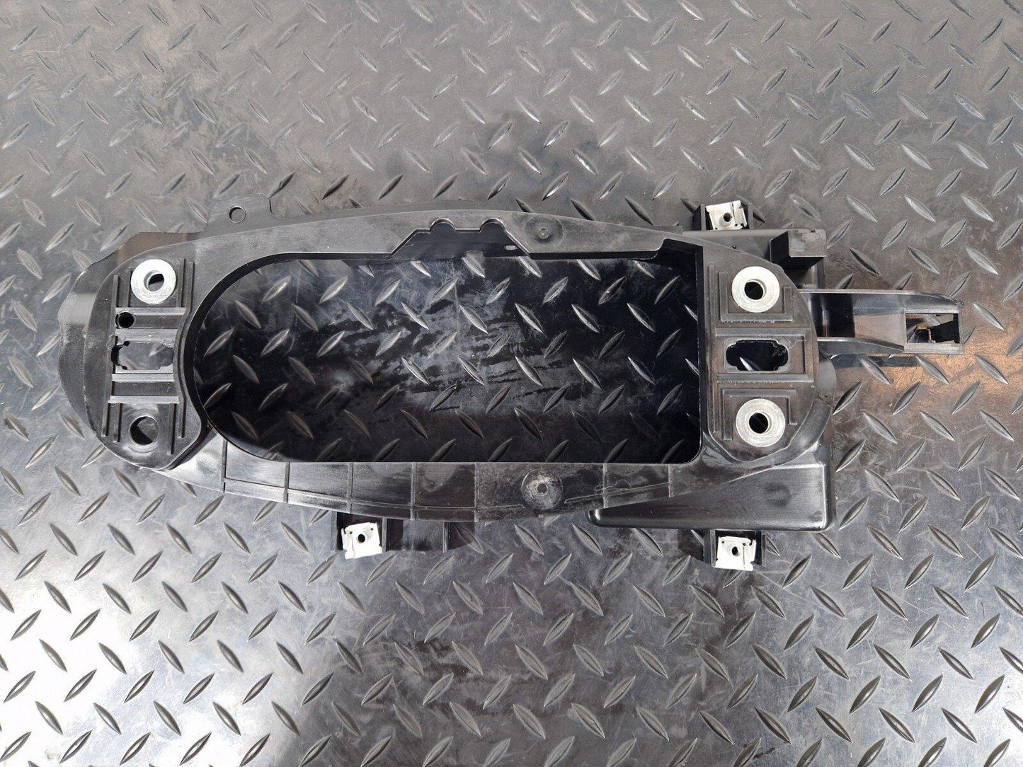16-19 AUDI A4 B9 GENUINE GEARSTICK MOUNTING PLATE BRACKET 8W0863531