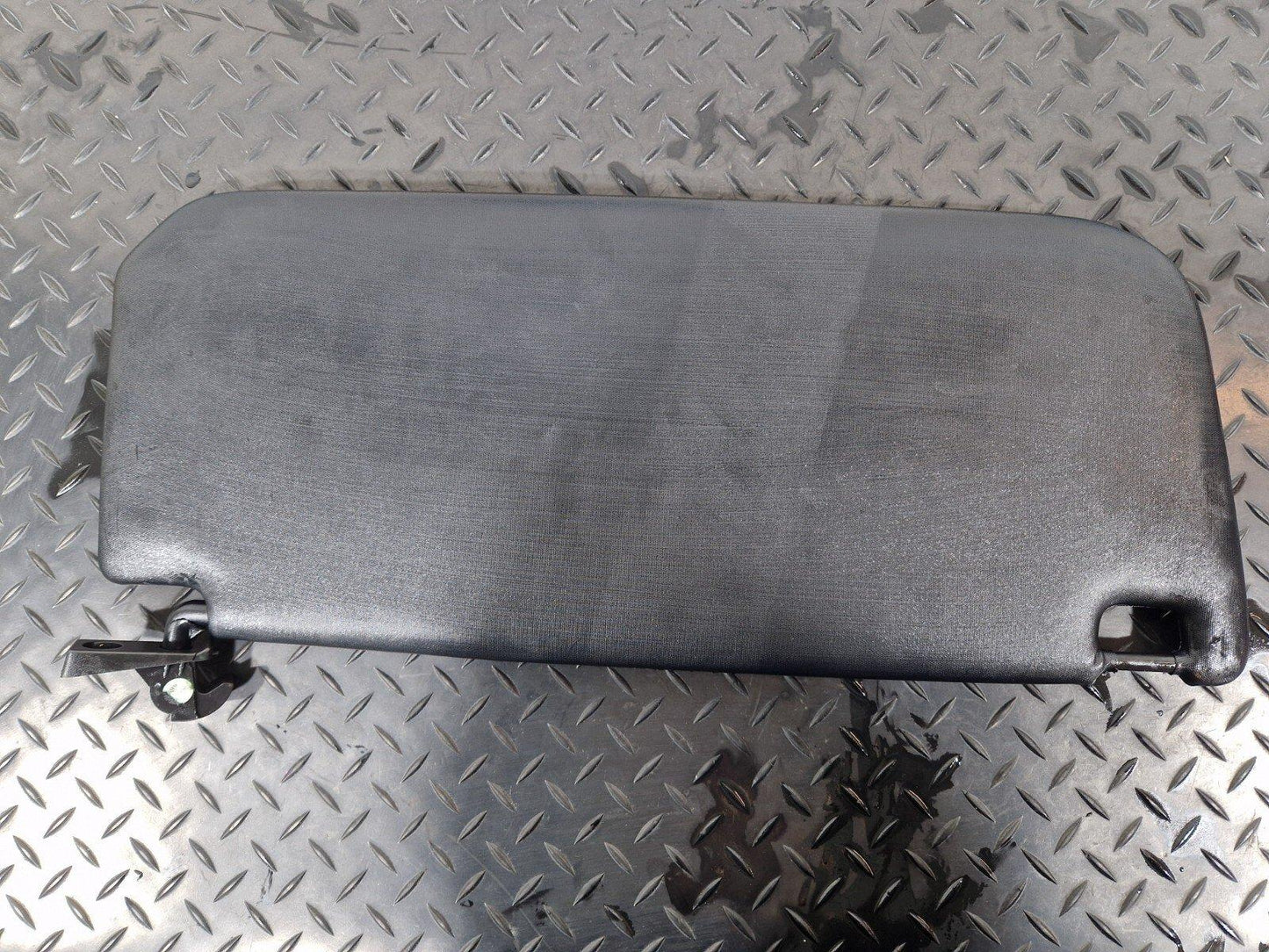 18-ON MERCEDES BENZ SPRINTER W907 SUN VISOR COVER TRIM PANEL RIGHT A9108102501