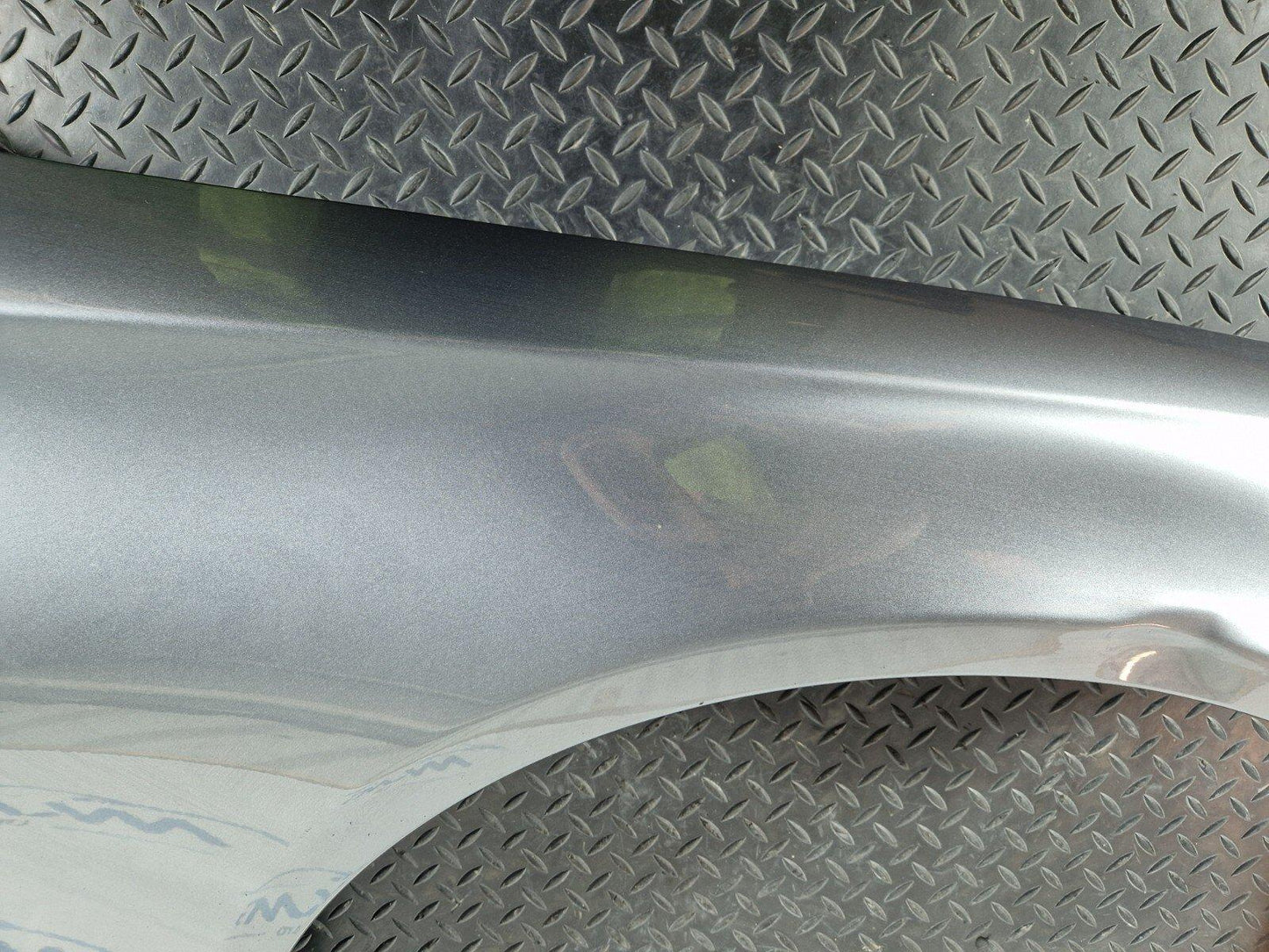 14-21 MERCEDES BENZ C200d W205 OEM FRONT RIGHT O/S WING FENDER PANEL IN GREY 992