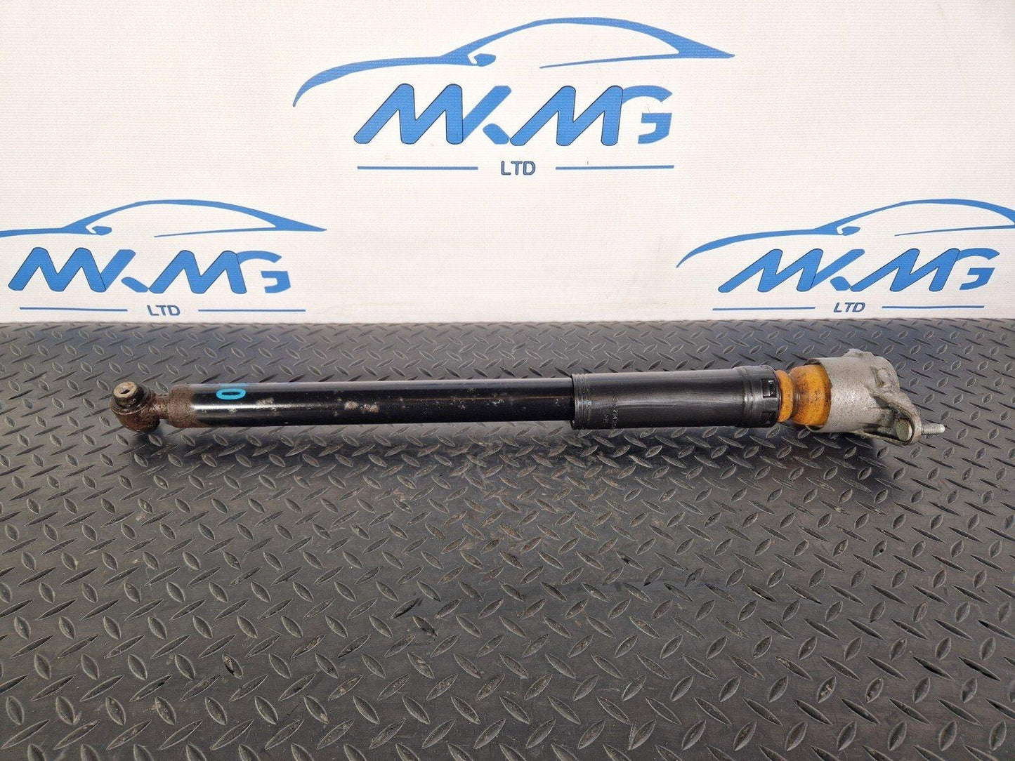 14-20 MERCEDES BENZ GLA  X156 REAR SHOCK ABSORBER FITS LEFT & RIGHT A2043260598