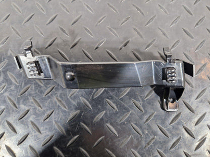 12-18 AUDI A6 C7 RIGHT HOLDER BRACKET 4G0867192