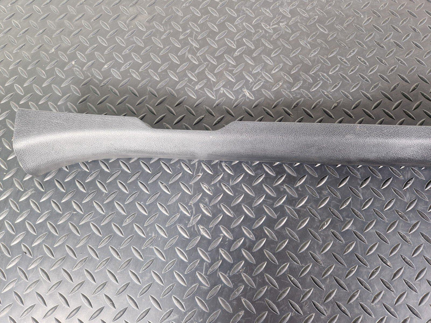 14-21 MERCEDES C200 W205 RIGHT DRIVER SIDE INNER SILL TRIM COVER A2056860636