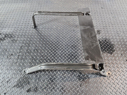 19-ON MERCEDES B CLASS W247 FUEL TANK HOLDER A2474703601 A2474703701 A2476840018