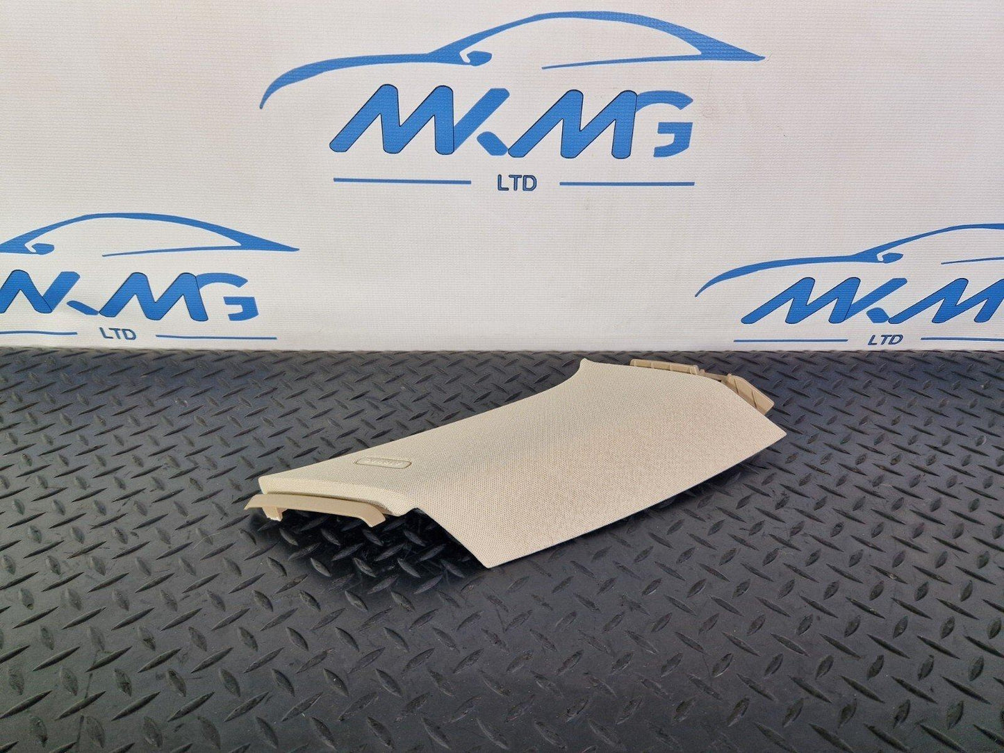 14-21 MERCEDES BENZ W205 ESTATE  REAR C-PILLAR TRIM PANEL LEFT SIDE A2056904704