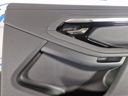 19-ON RANGE ROVER EVOQUE L551 GENUINE FRONT RIGHT O/S DRIVER DOOR CARD