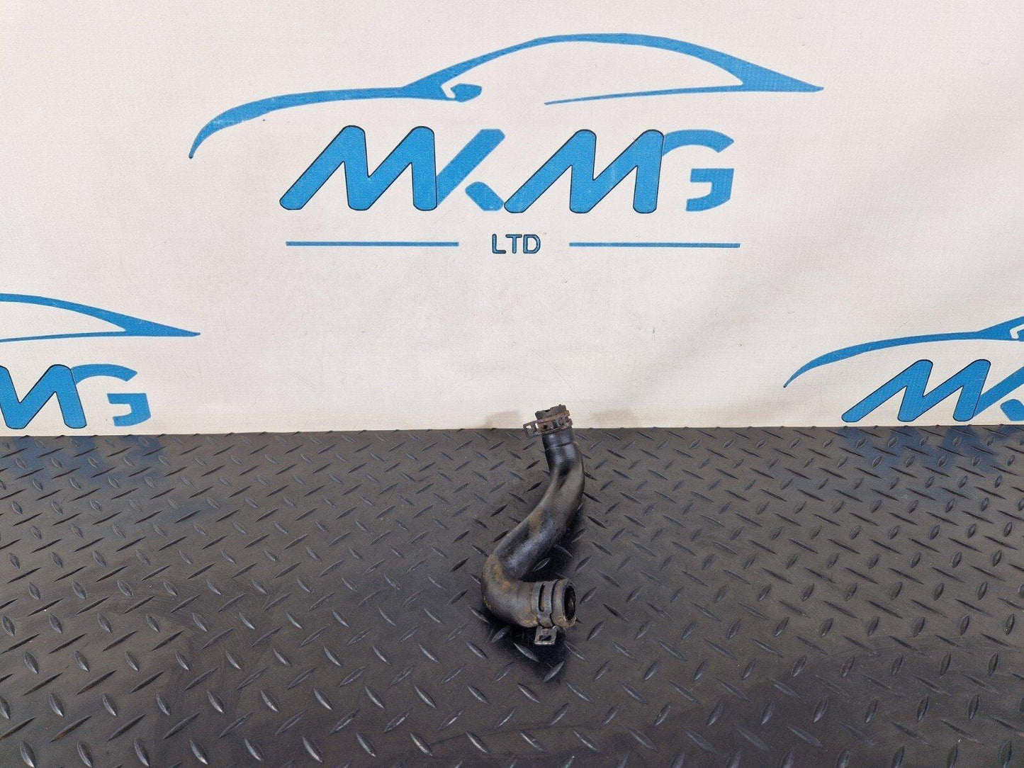 13-19 MERCEDES BENZ CLA C117 AMG GENUINE COOLANT HOSE PIPE A2465010458