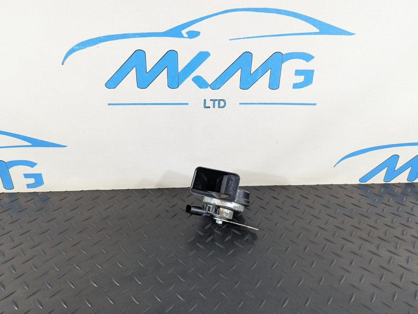 11-19 MERCEDES BENZ ML W166 GENUINE HIGH TONE HORN SIGNAL A0075425320