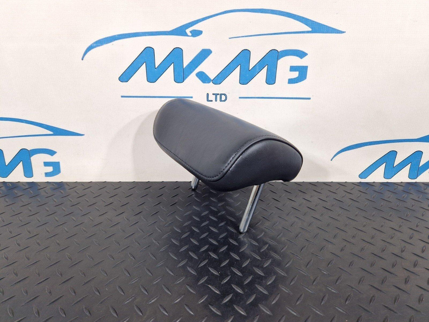 10-18 AUDI A7 4G S-LINE REAR HEADREST LEATHER MIDDLE CENTRE