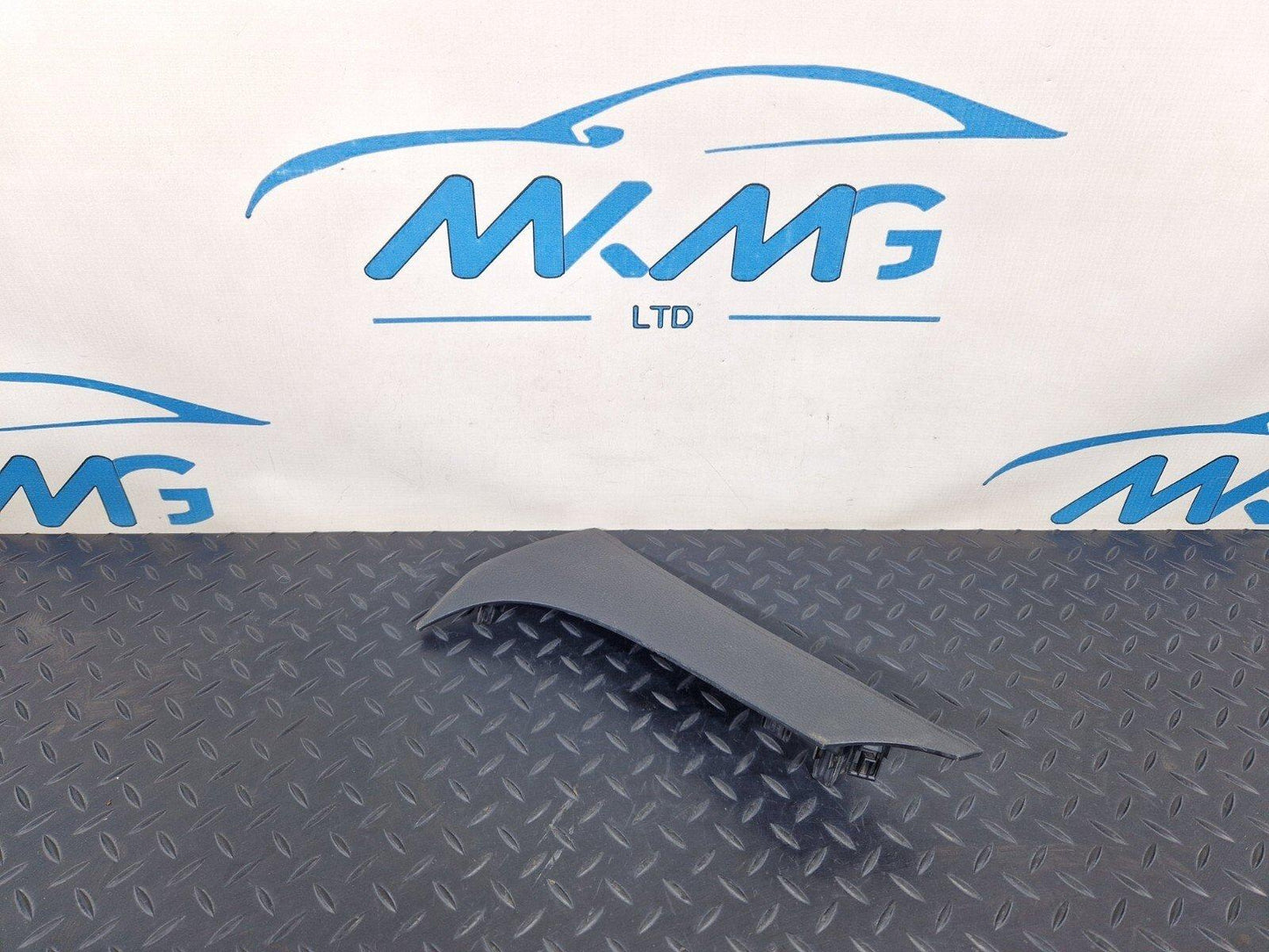18-ON MERCEDES BENZ SPRINTER W907 DASHBOARD COVER LEFT LOWER TRIM A9106803000
