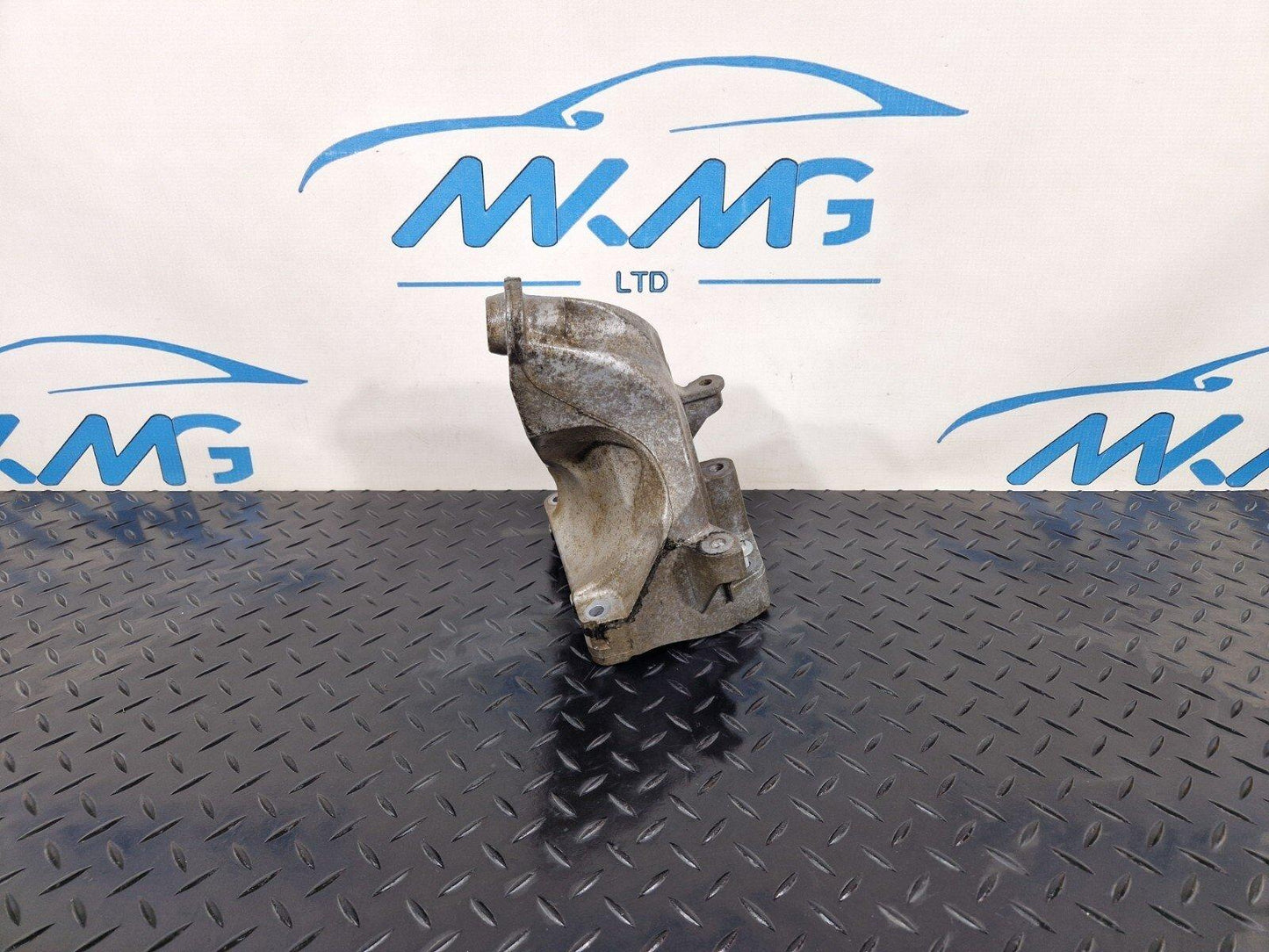18-ON MERCEDES BENZ SPRINTER W907 2.2 CDI OM651 ENGINE MOUNT A6512261704
