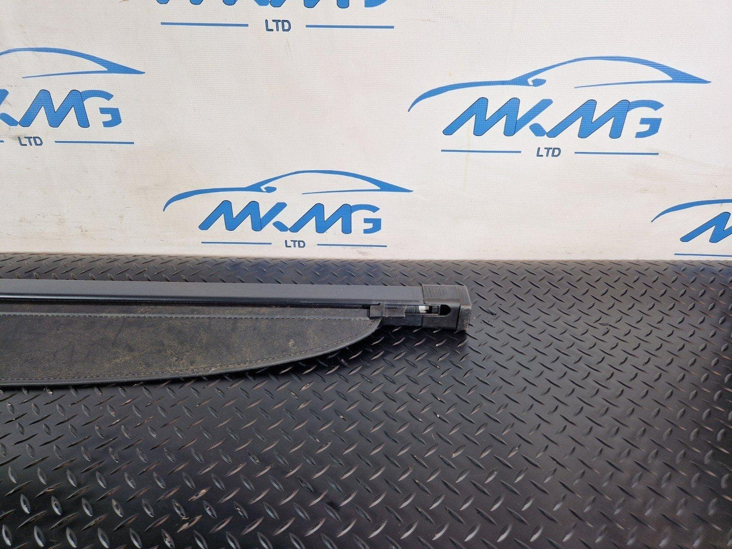 16-19 MERCEDES BENZ GLE W166 GENUINE PARCEL SHELF LOAD COVER