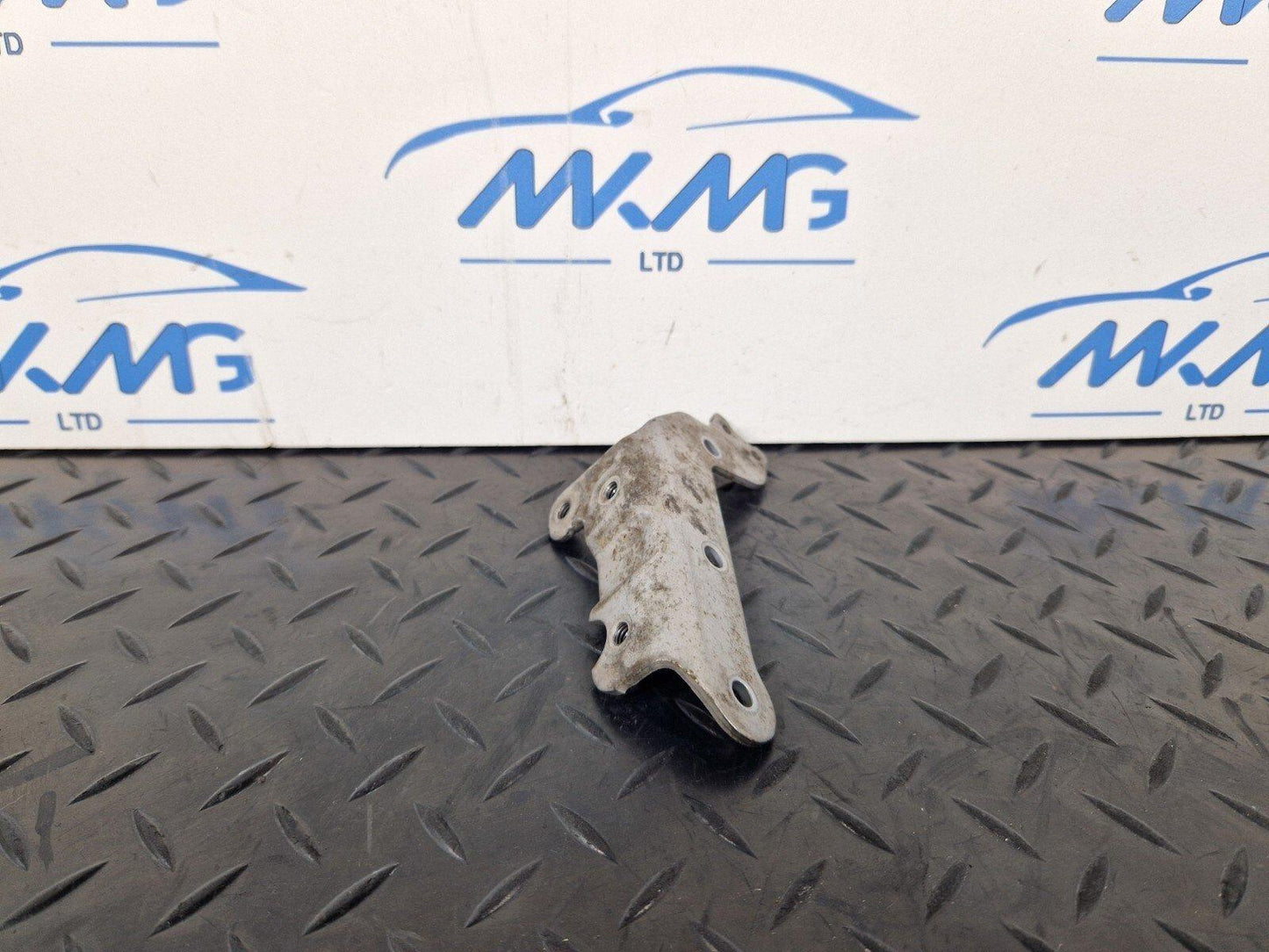 14-21 MERCEDES-BENZ C-CLASS C250D W205 GENUINE MOUNT A6510942227