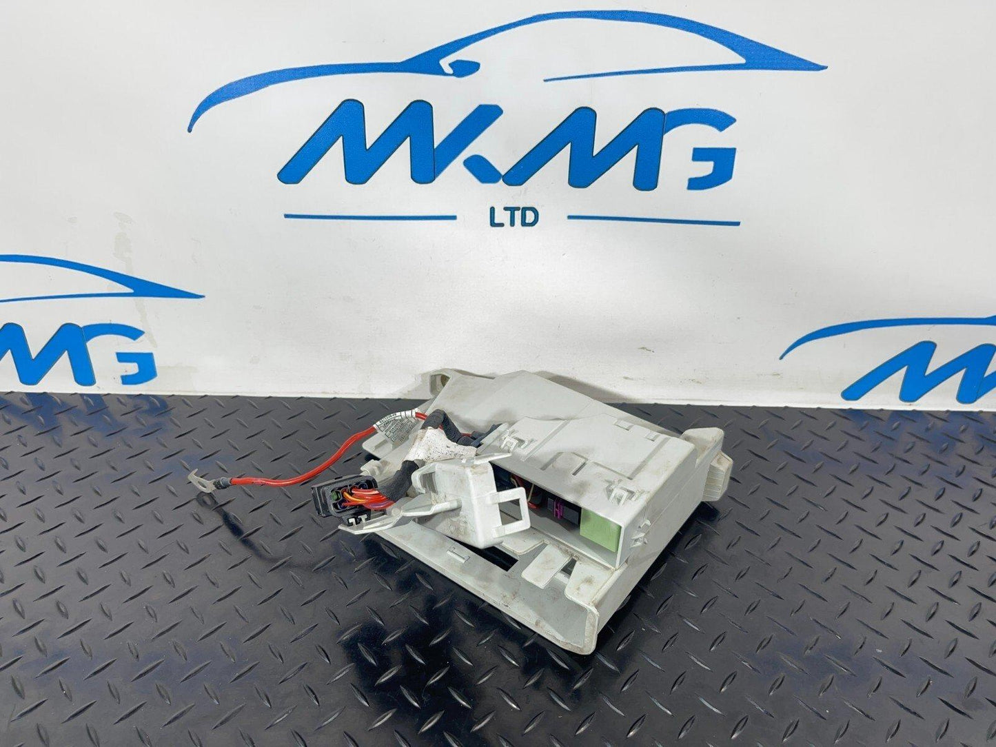 14-21 BMW 2 SERIES ACTIVE TOURER F45 216D ELECTRONIC DEVICE HOLDER 8573956
