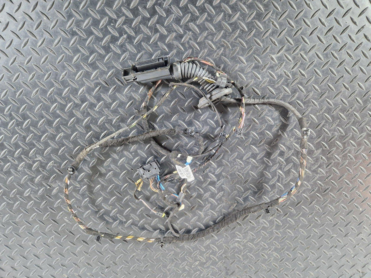 BMW 2 SERIES GRAN TOURER F46 OEM REAR LEFT N/S DOOR WIRING LOOM HARNESS 9389328