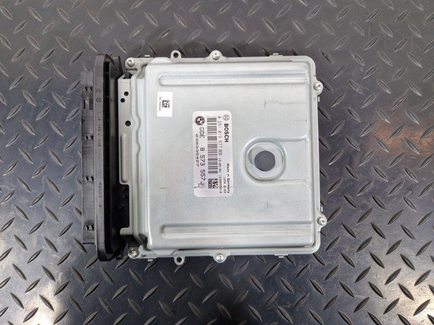 11-18 BMW 6 SERIES F06 ENGINE CONTROL UNIT ECU 8573557