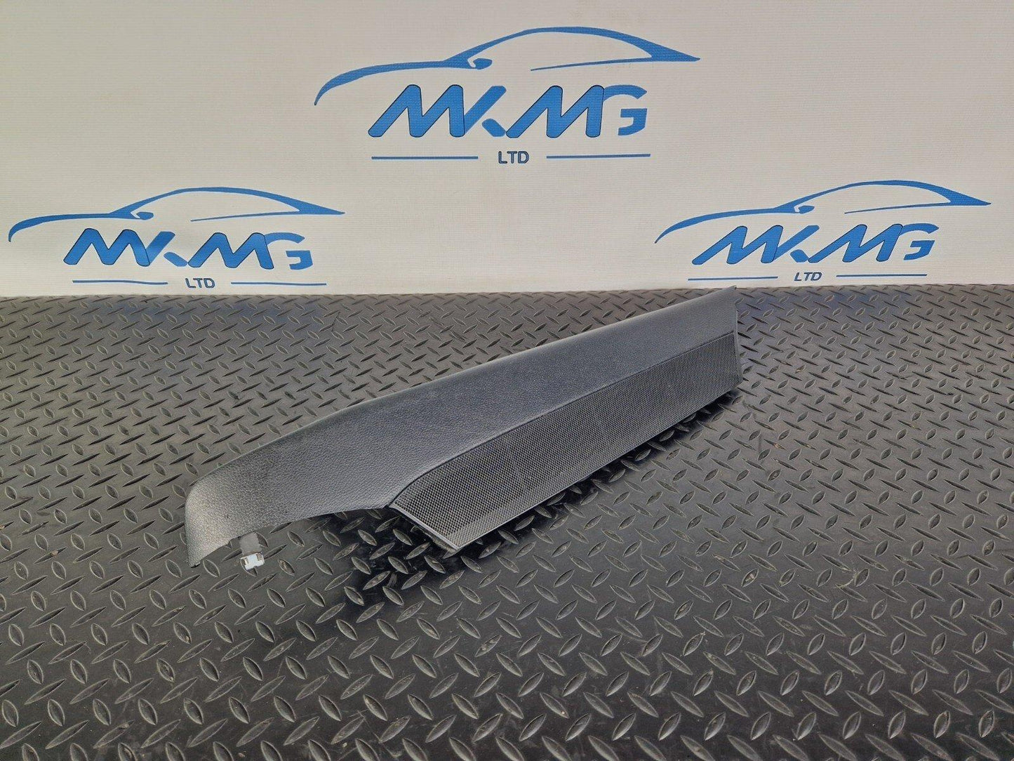 14-21 MERCEDES C300h W205 LEFT BOOT TRIM PANEL COVER A2056900344 A2056940128