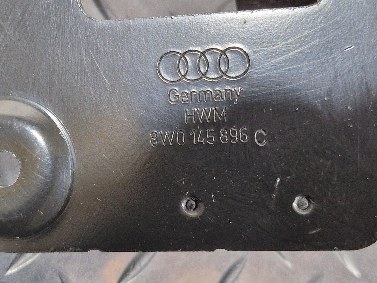 16-23 AUDI A5 F5 SPORTBACK S-LINE COOLANT PUMP BRACKET 8W0145896C 8W0145879B