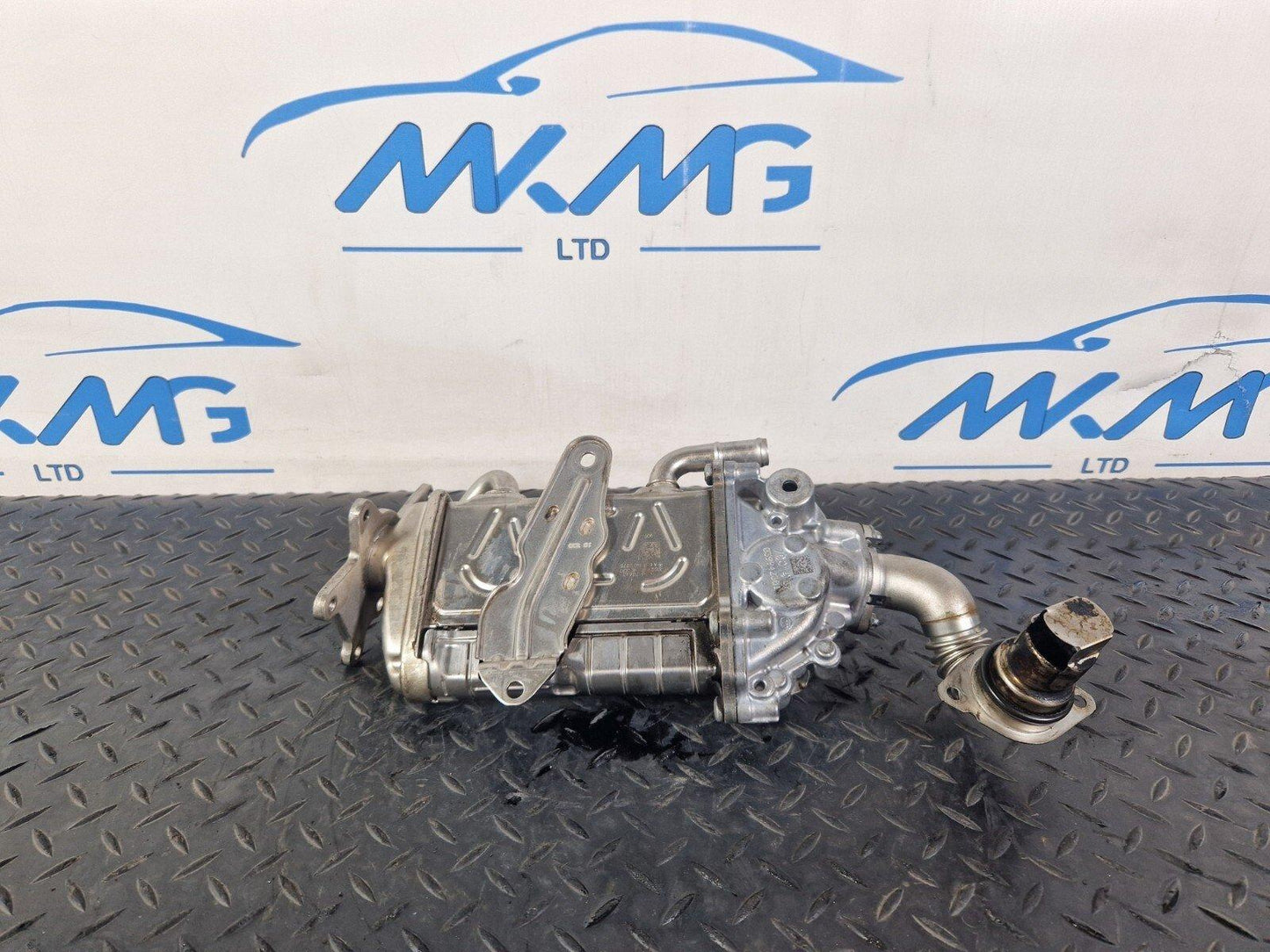 19-ON MERCEDES BENZ B CLASS W247 GENUINE EGR COOLER A6541400375